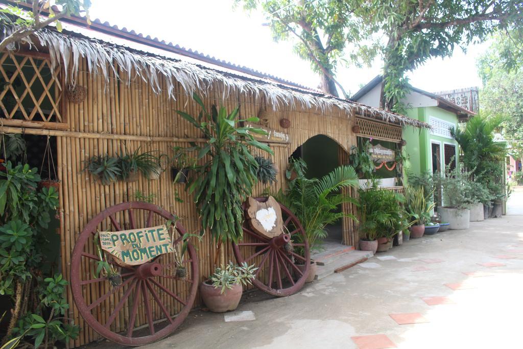 Garden Guesthouse Kampong Chhnang Esterno foto