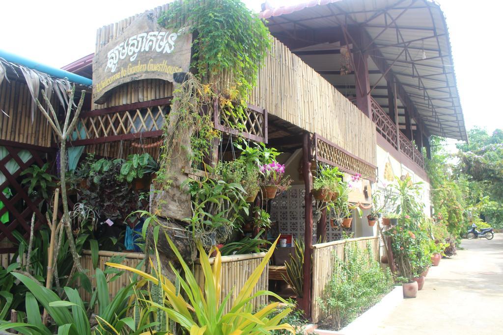Garden Guesthouse Kampong Chhnang Esterno foto