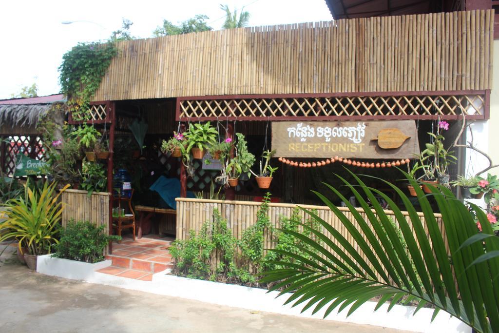 Garden Guesthouse Kampong Chhnang Esterno foto