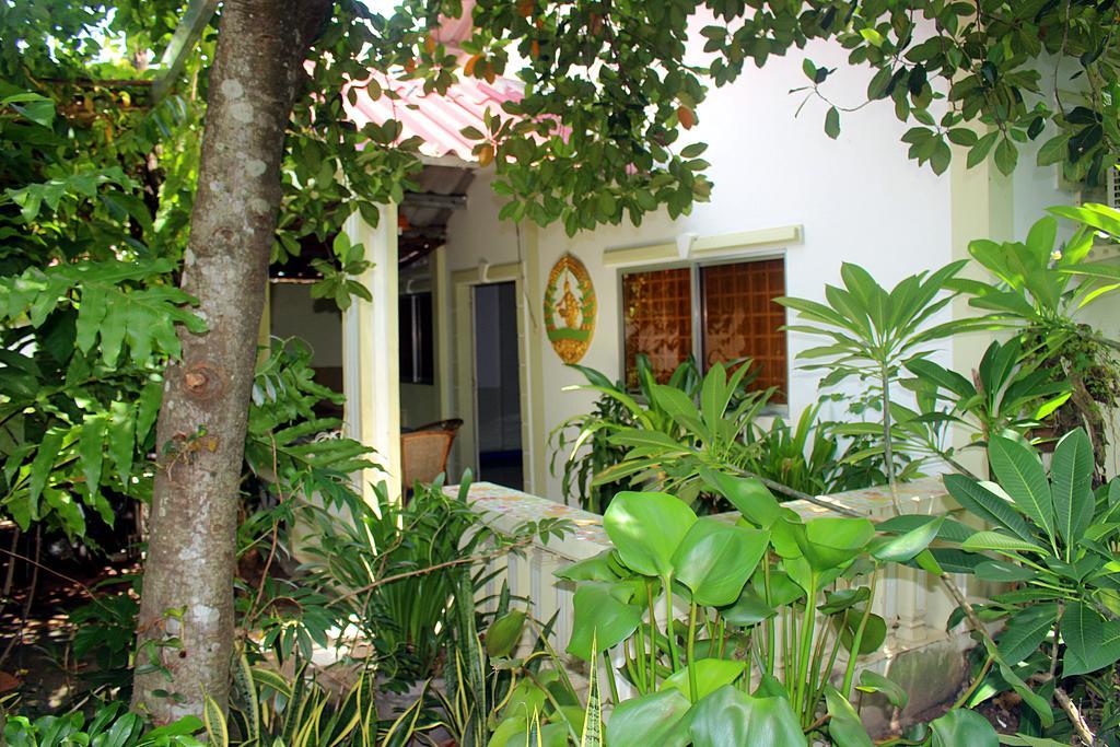 Garden Guesthouse Kampong Chhnang Esterno foto