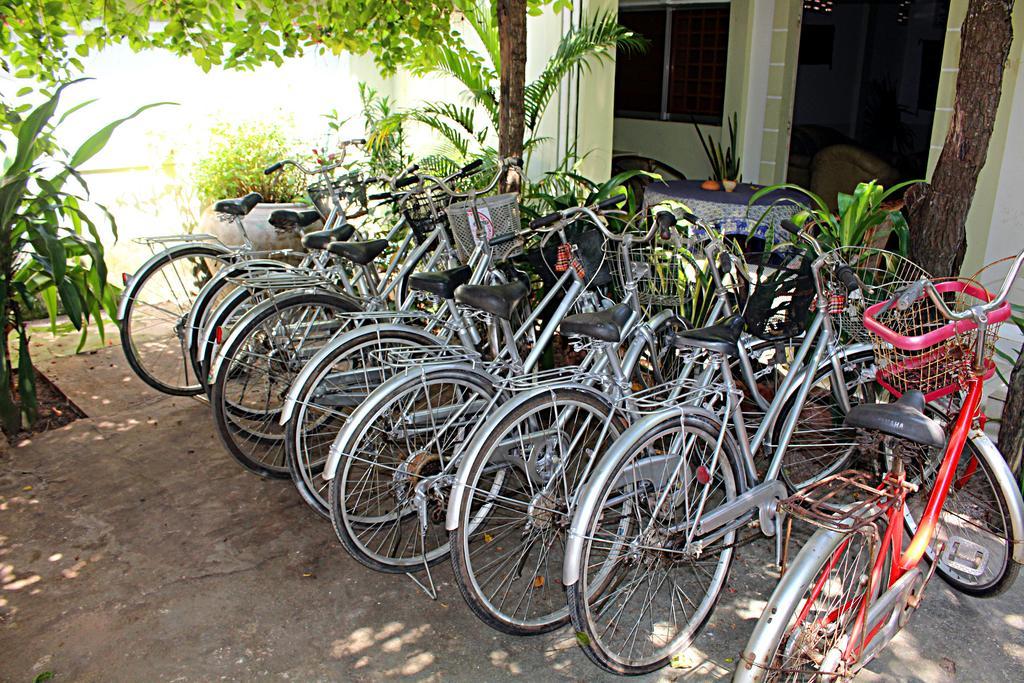 Garden Guesthouse Kampong Chhnang Esterno foto